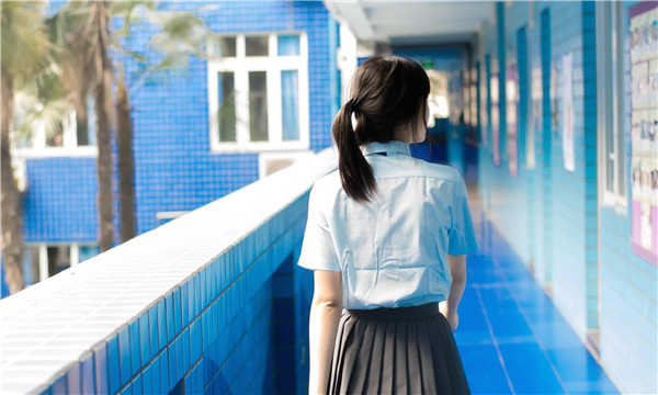 昆明如何找到一个可以帮助我生孩子的女人？